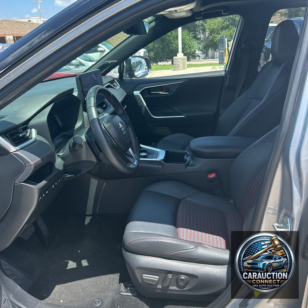 2024 Toyota RAV4 Prime XSE