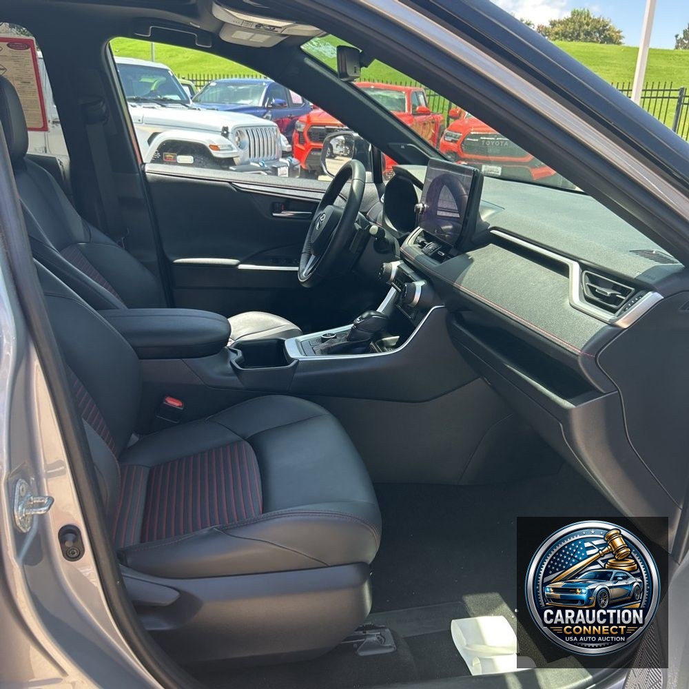 2024 Toyota RAV4 Prime XSE
