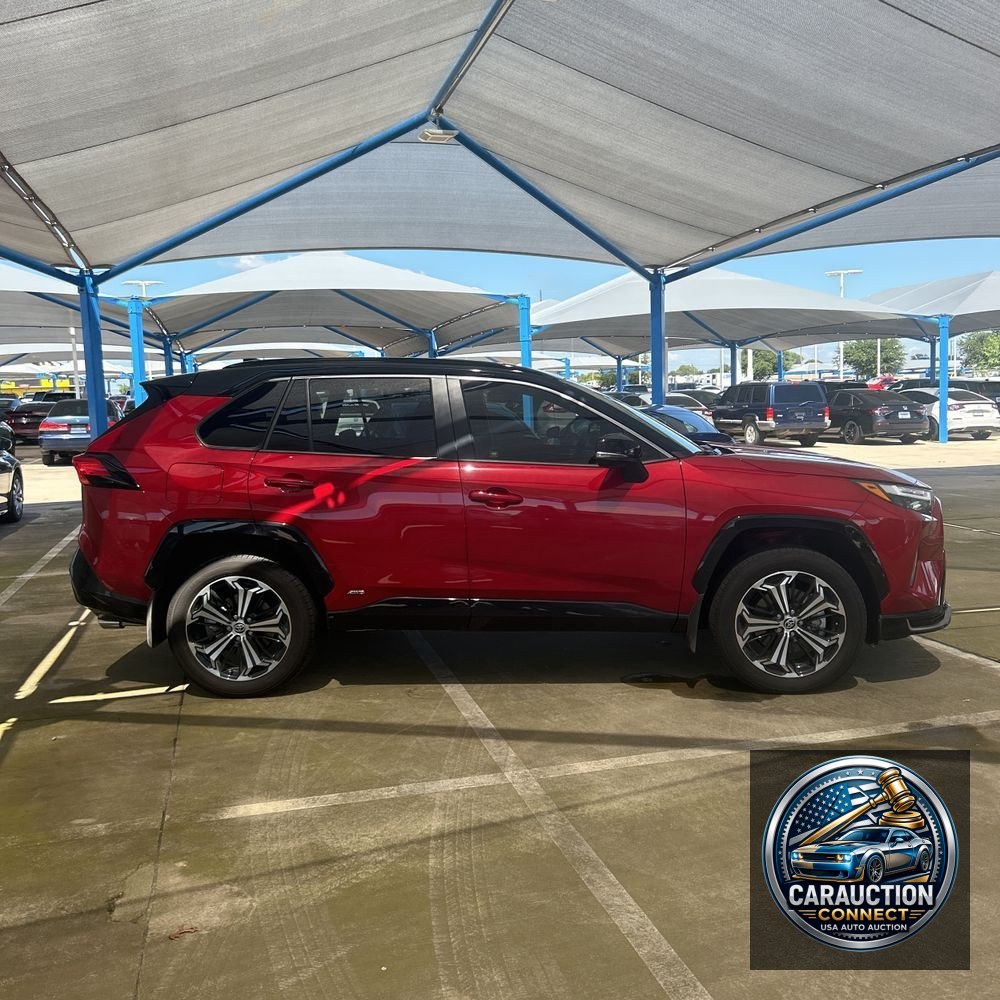 2025 Toyota RAV4 Plug-in Hybrid XSE