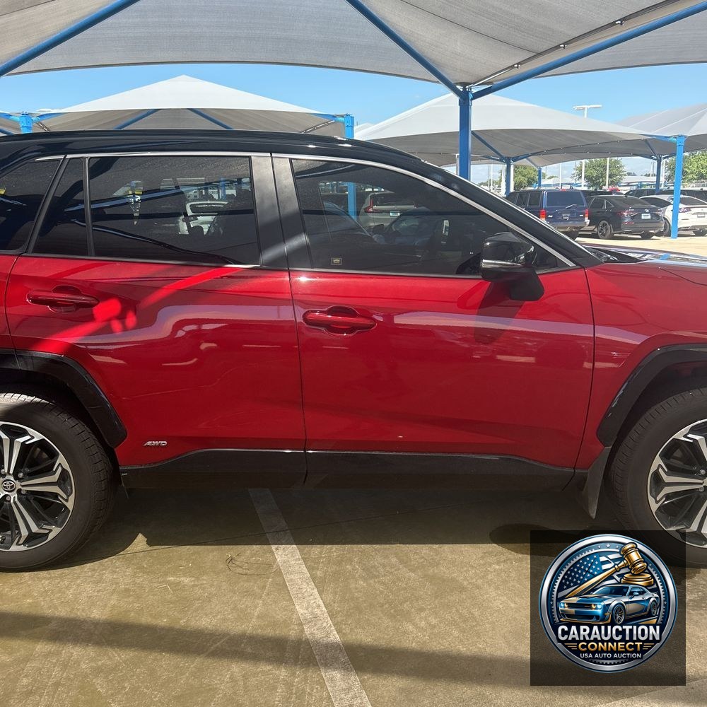 2025 Toyota RAV4 Plug-in Hybrid XSE