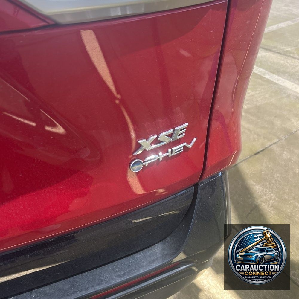 2025 Toyota RAV4 Plug-in Hybrid XSE