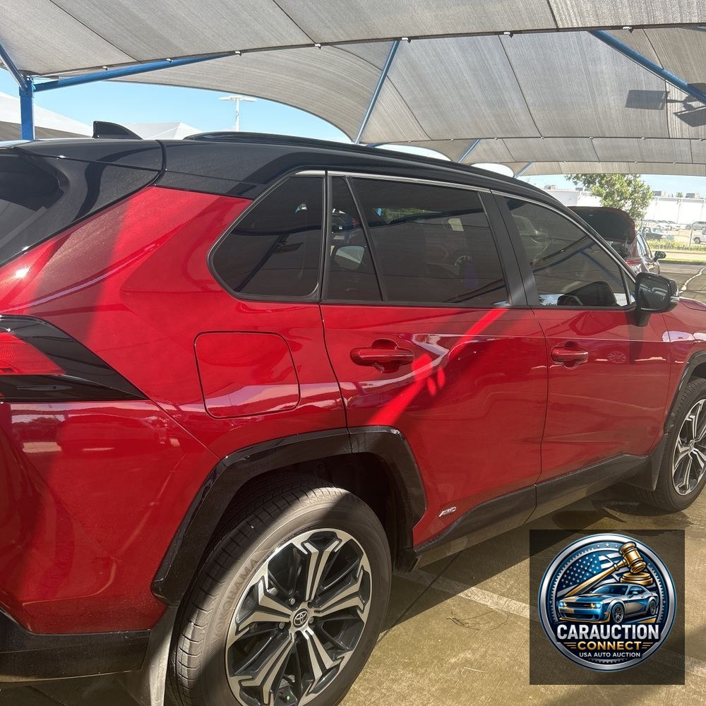 2025 Toyota RAV4 Plug-in Hybrid XSE
