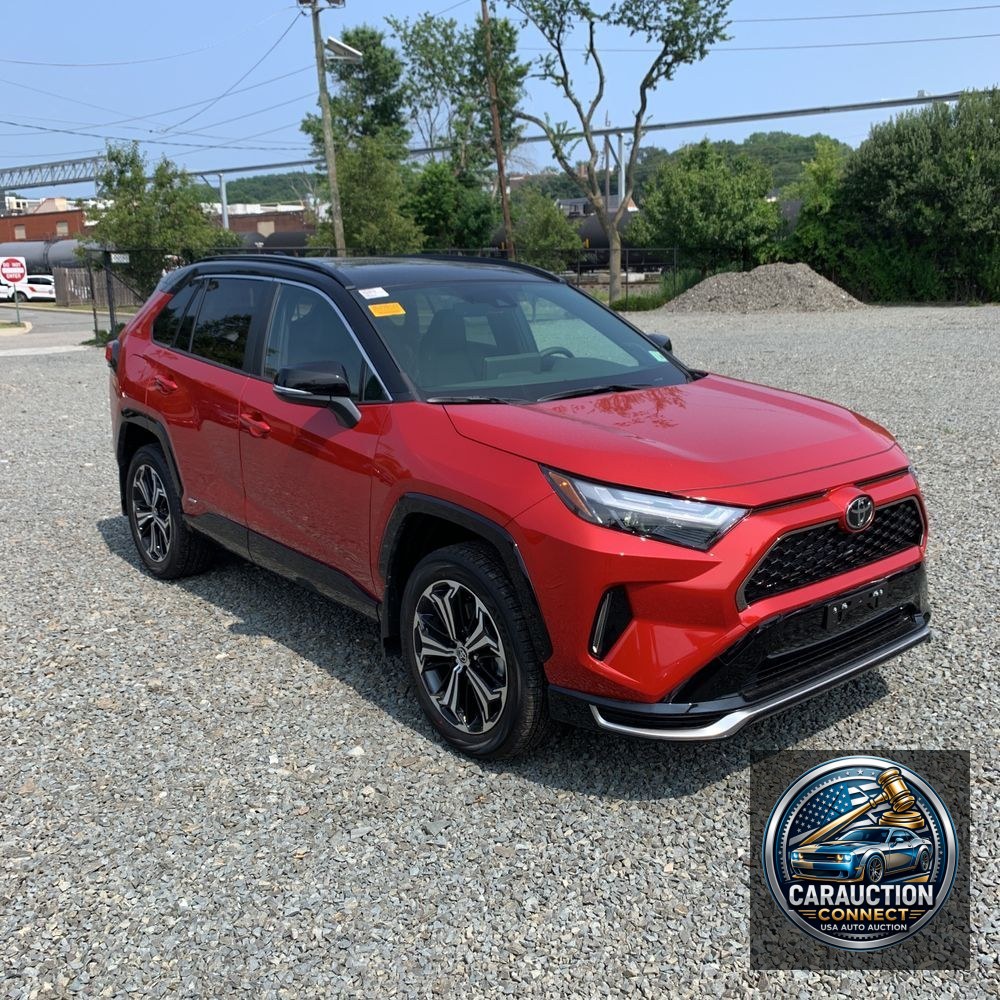 2025 Toyota RAV4 Plug-in Hybrid XSE