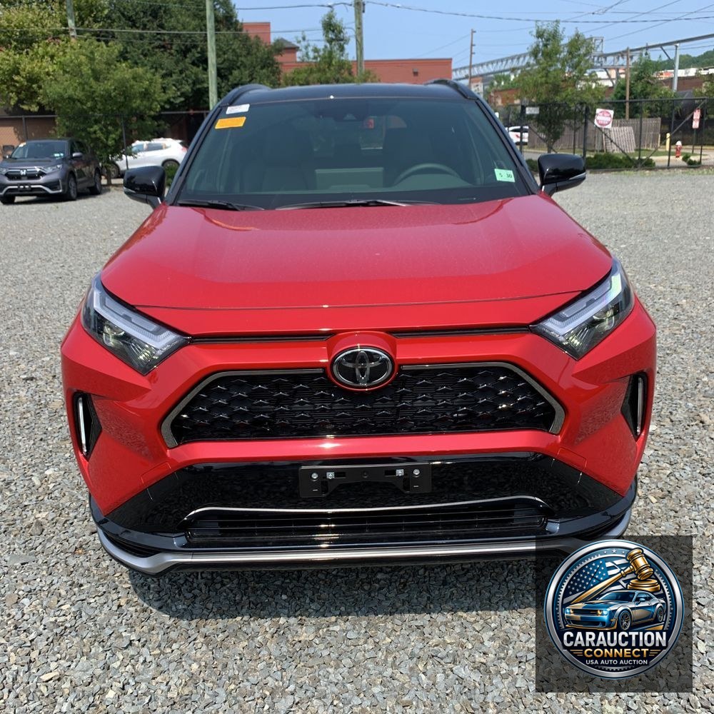 2025 Toyota RAV4 Plug-in Hybrid XSE