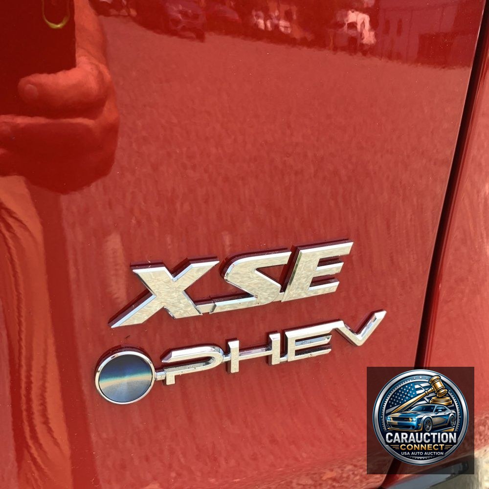 2025 Toyota RAV4 Plug-in Hybrid XSE