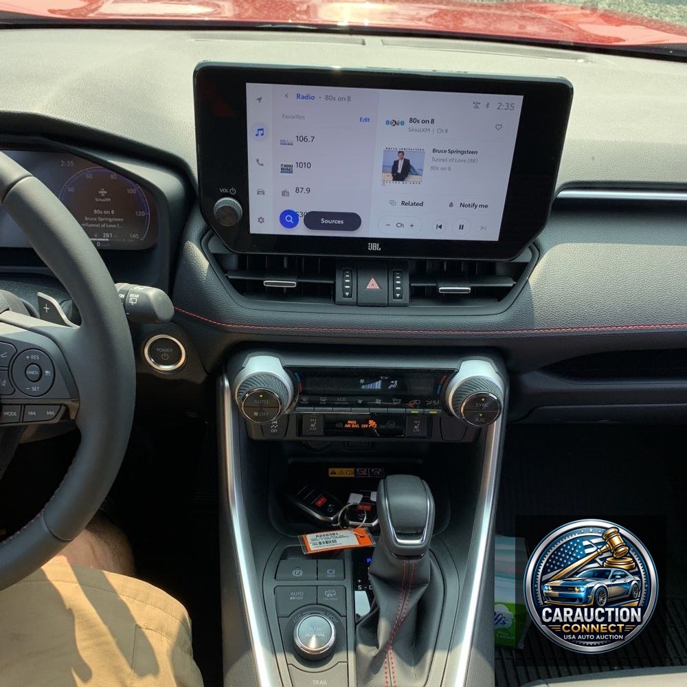 2025 Toyota RAV4 Plug-in Hybrid XSE