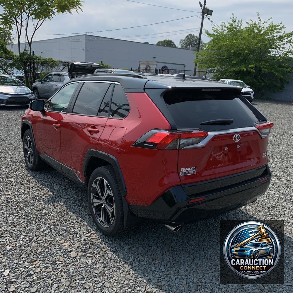 2025 Toyota RAV4 Plug-in Hybrid XSE