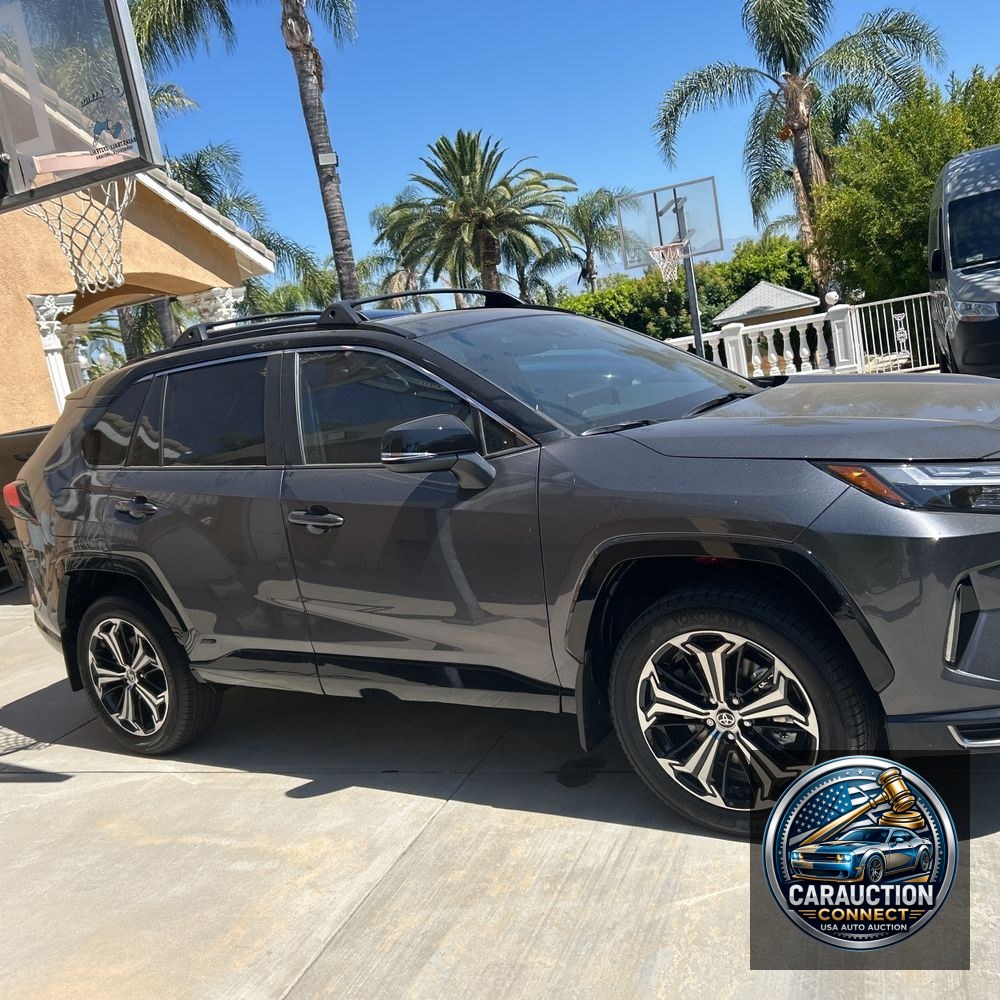 2025 Toyota RAV4 Plug-in Hybrid XSE
