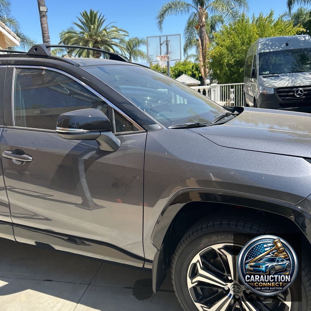 2025 Toyota RAV4 Plug-in Hybrid XSE
