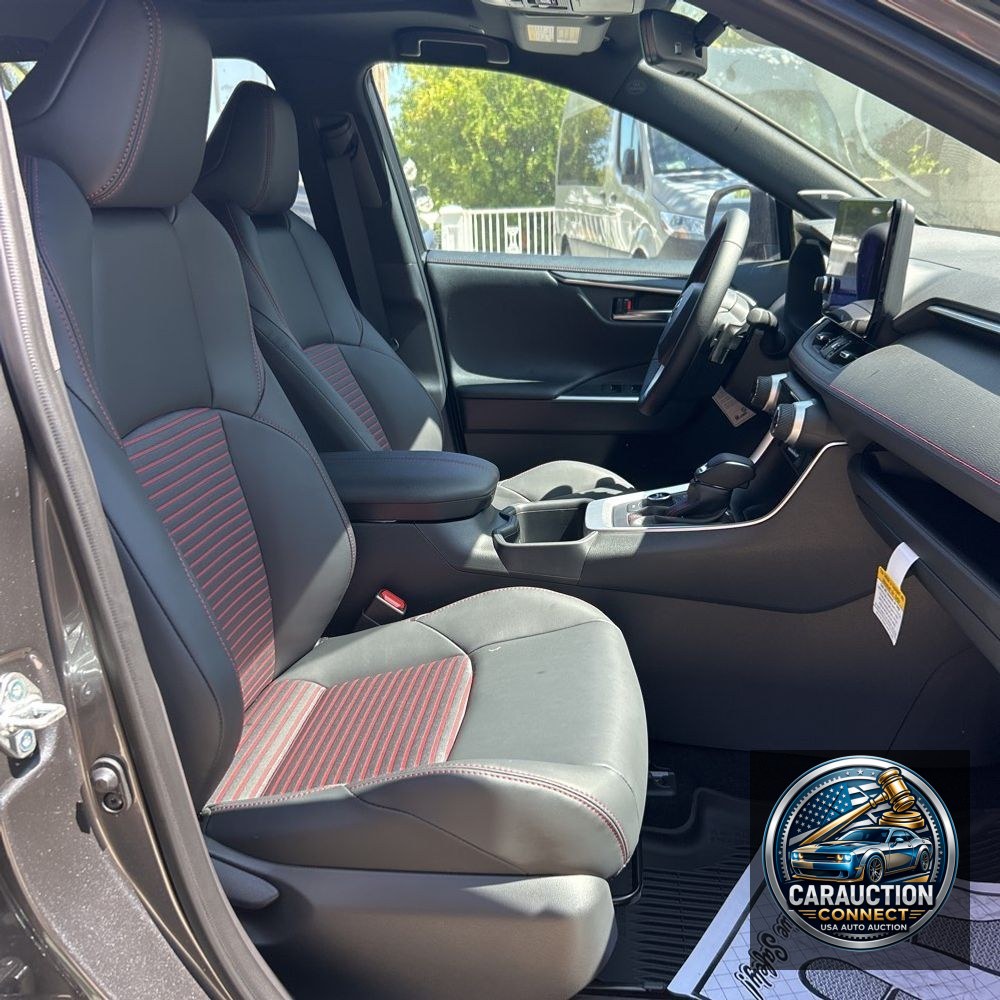 2025 Toyota RAV4 Plug-in Hybrid XSE