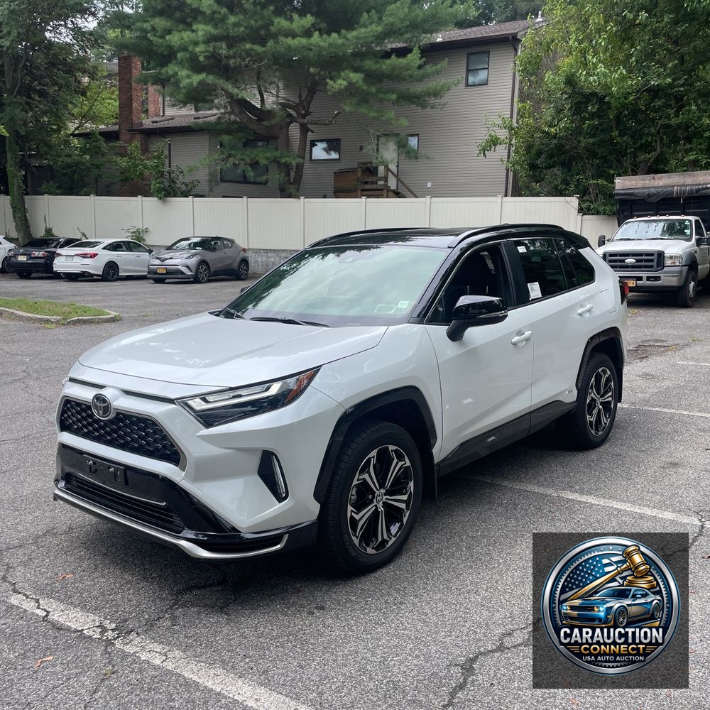 2025 Toyota RAV4 Plug-in Hybrid XSE