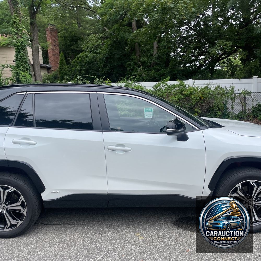 2025 Toyota RAV4 Plug-in Hybrid XSE