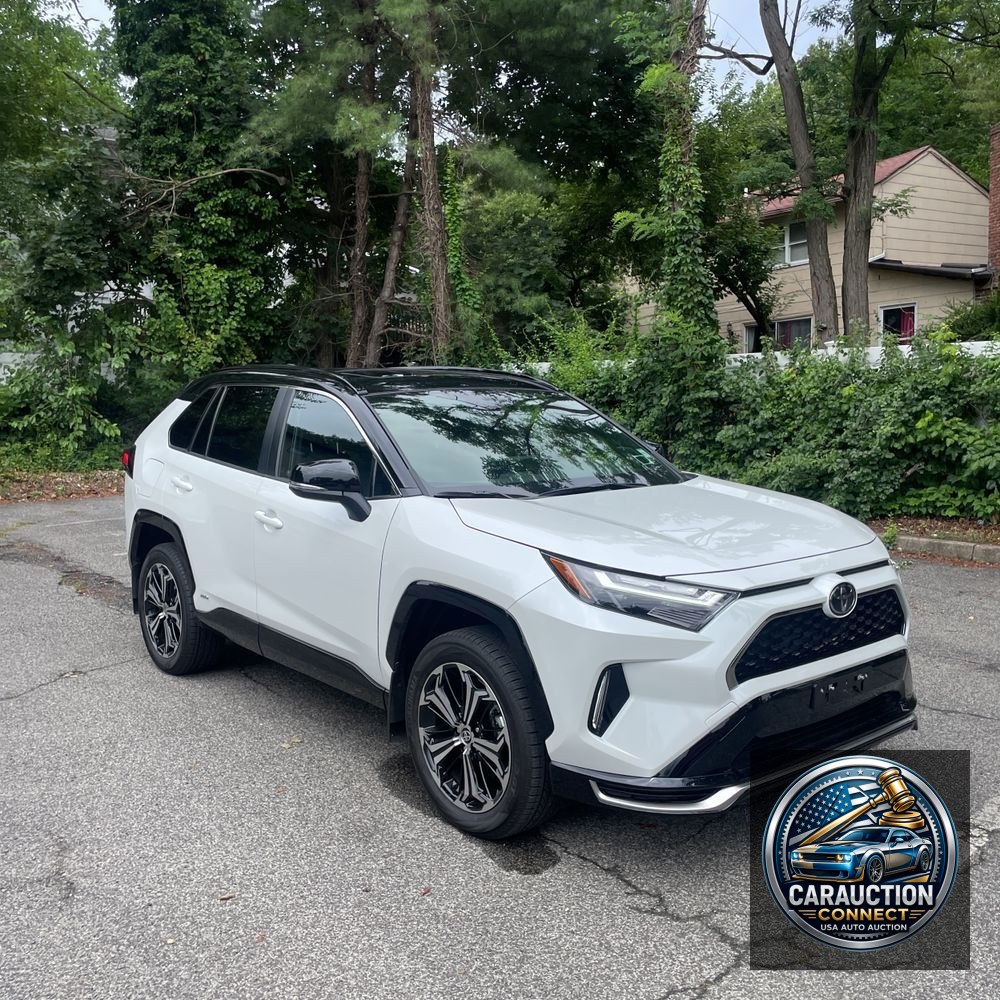 2025 Toyota RAV4 Plug-in Hybrid XSE