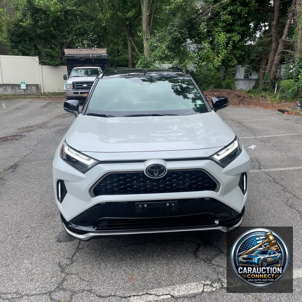 2025 Toyota RAV4 Plug-in Hybrid XSE