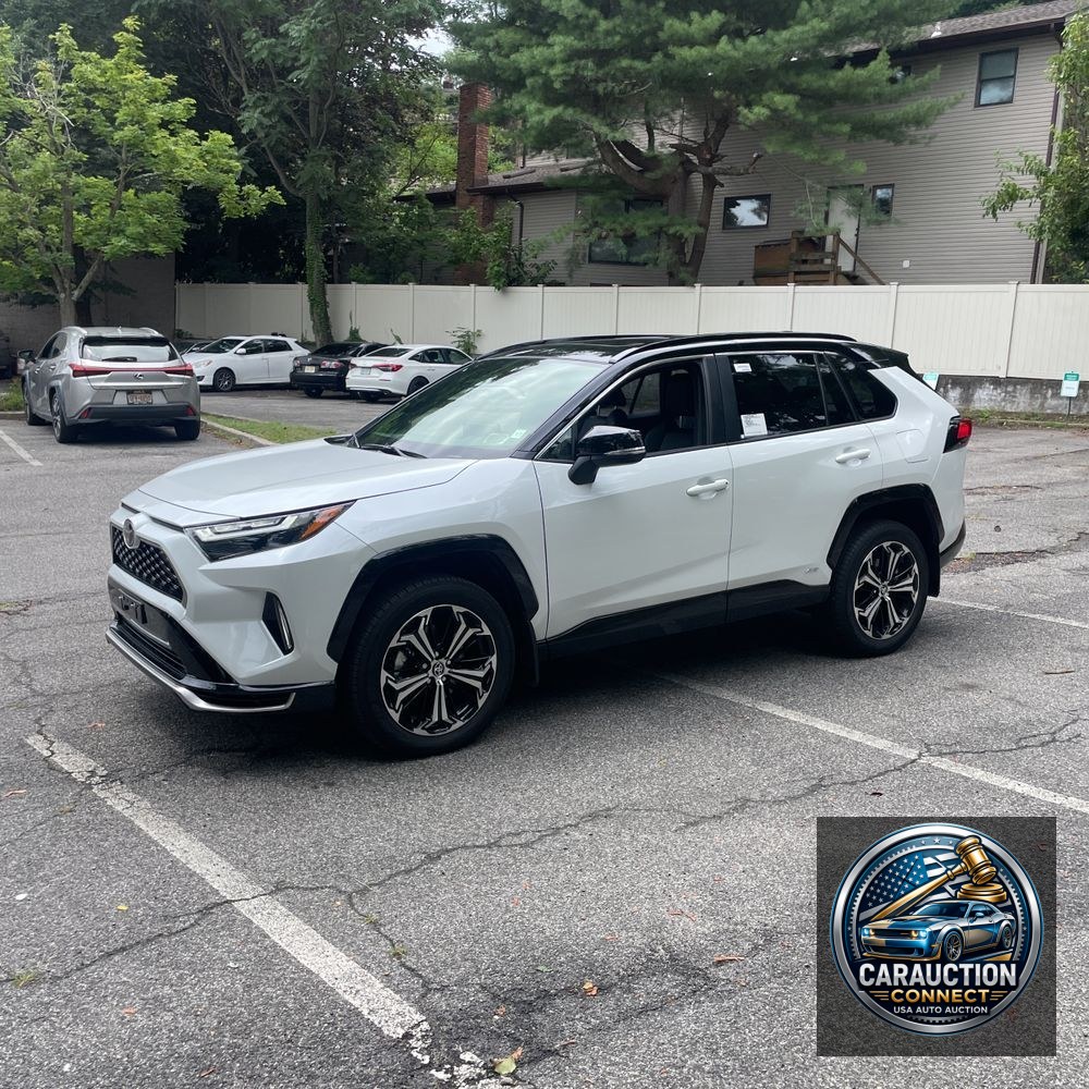 2025 Toyota RAV4 Plug-in Hybrid XSE