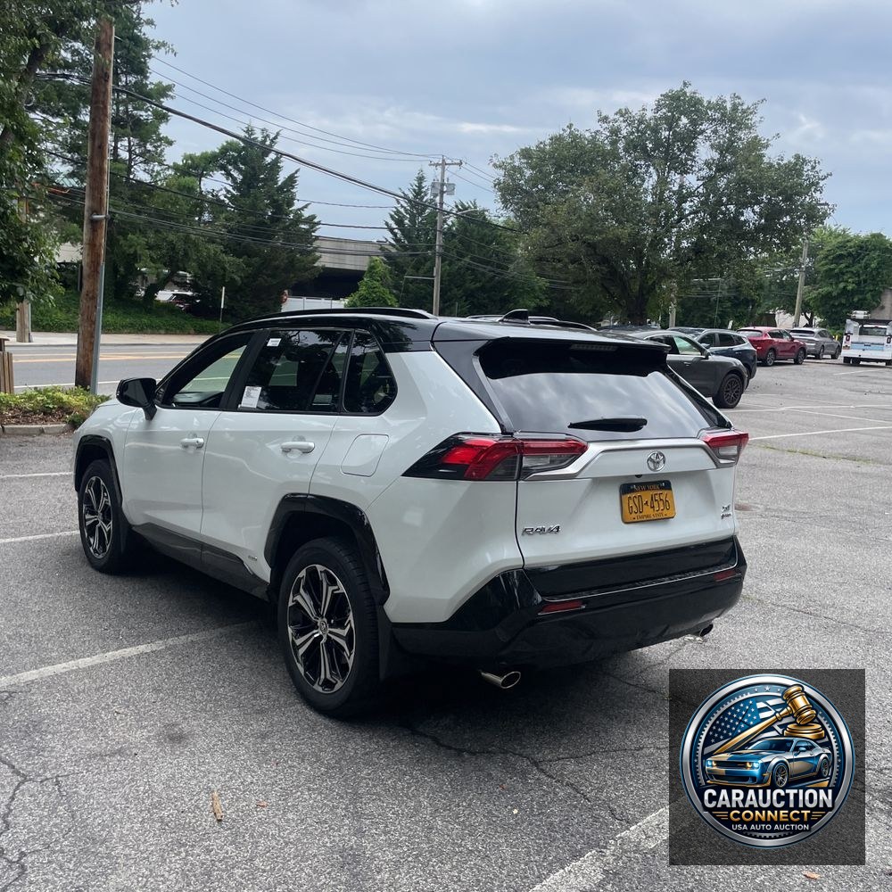 2025 Toyota RAV4 Plug-in Hybrid XSE