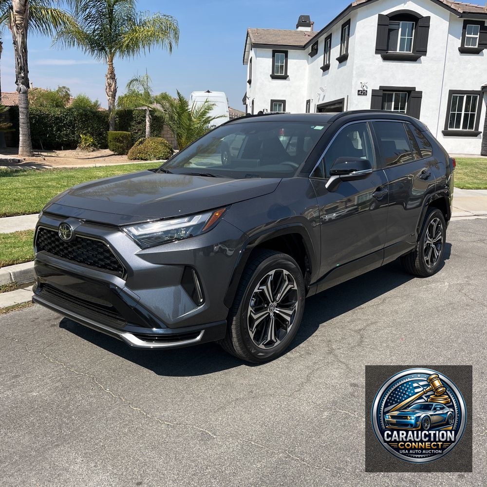 2025 Toyota RAV4 Plug-in Hybrid XSE