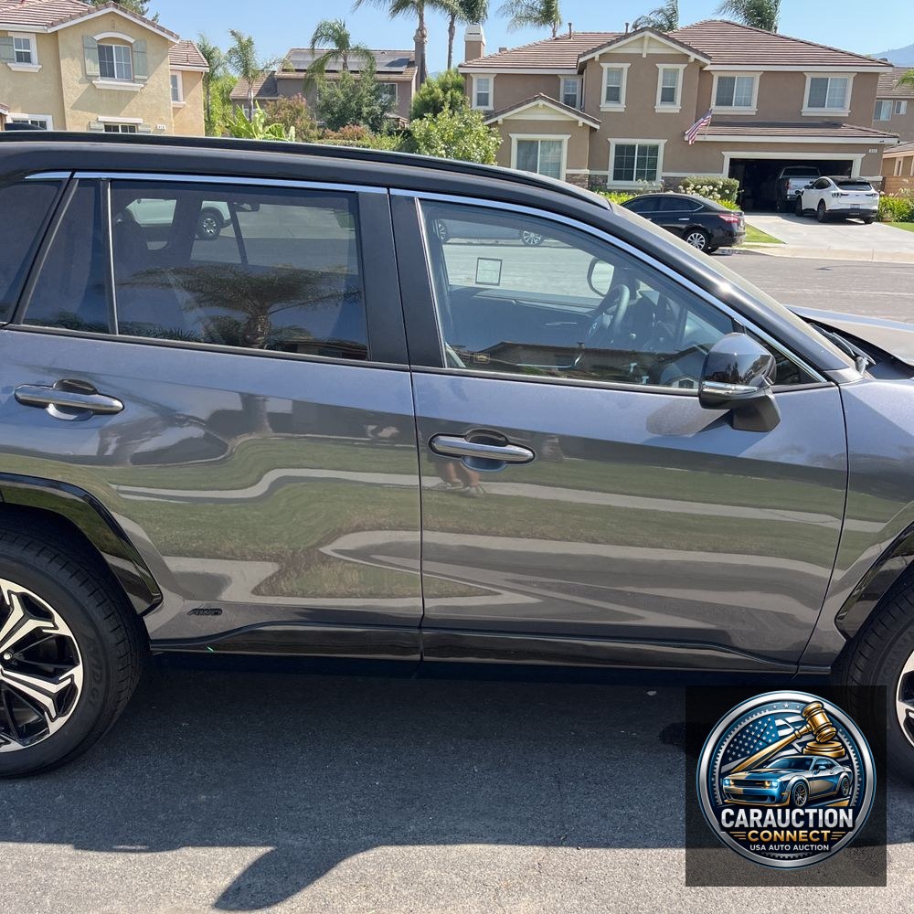 2025 Toyota RAV4 Plug-in Hybrid XSE