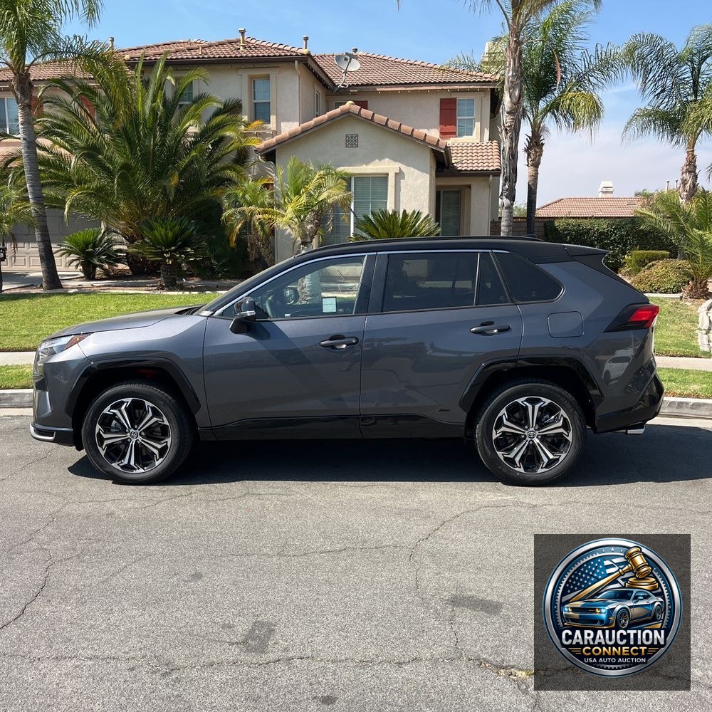2025 Toyota RAV4 Plug-in Hybrid XSE