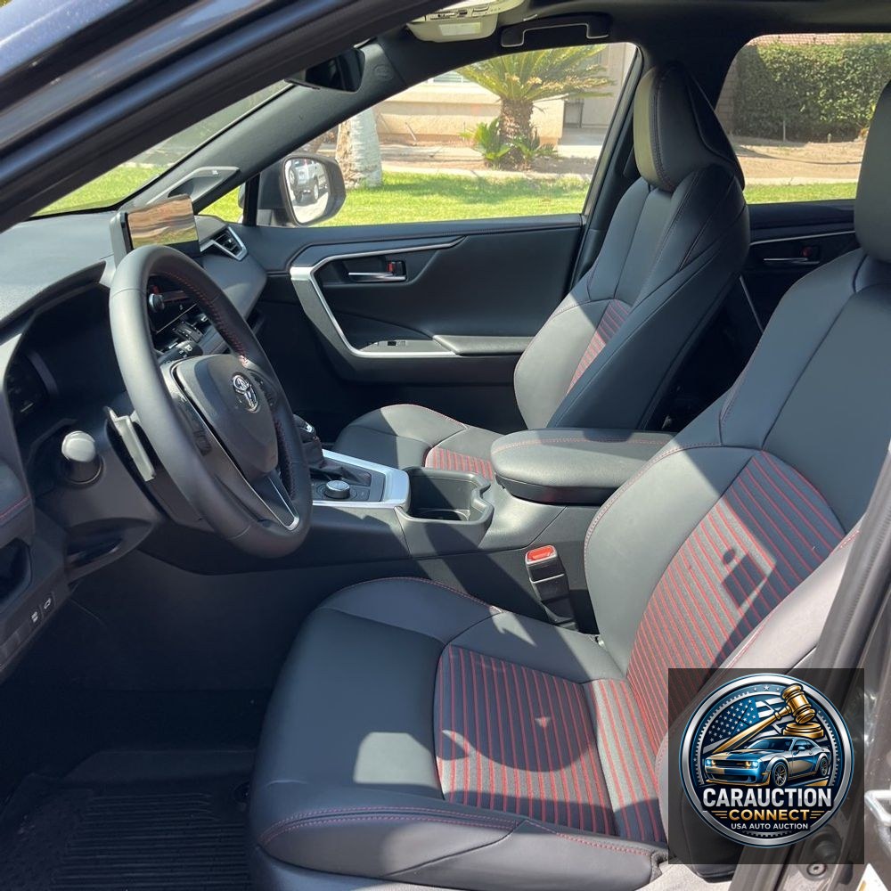 2025 Toyota RAV4 Plug-in Hybrid XSE