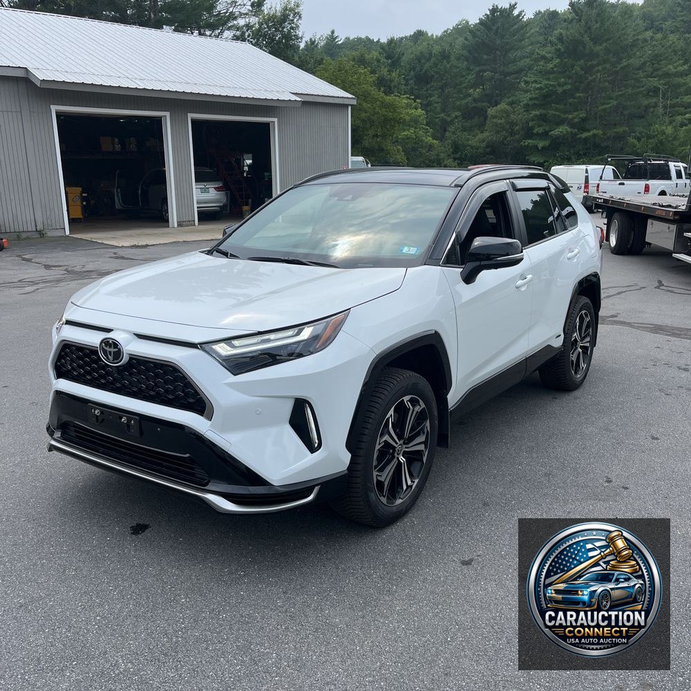 2025 Toyota RAV4 Plug-in Hybrid XSE