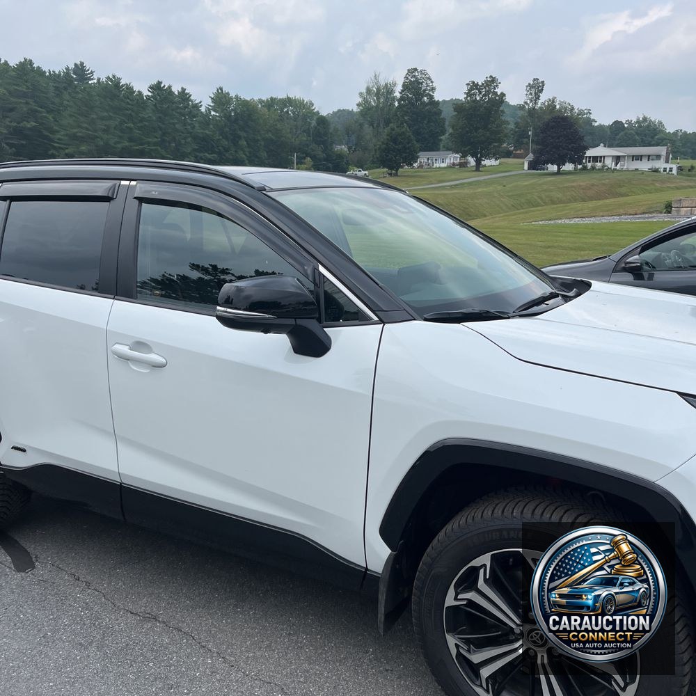 2025 Toyota RAV4 Plug-in Hybrid XSE