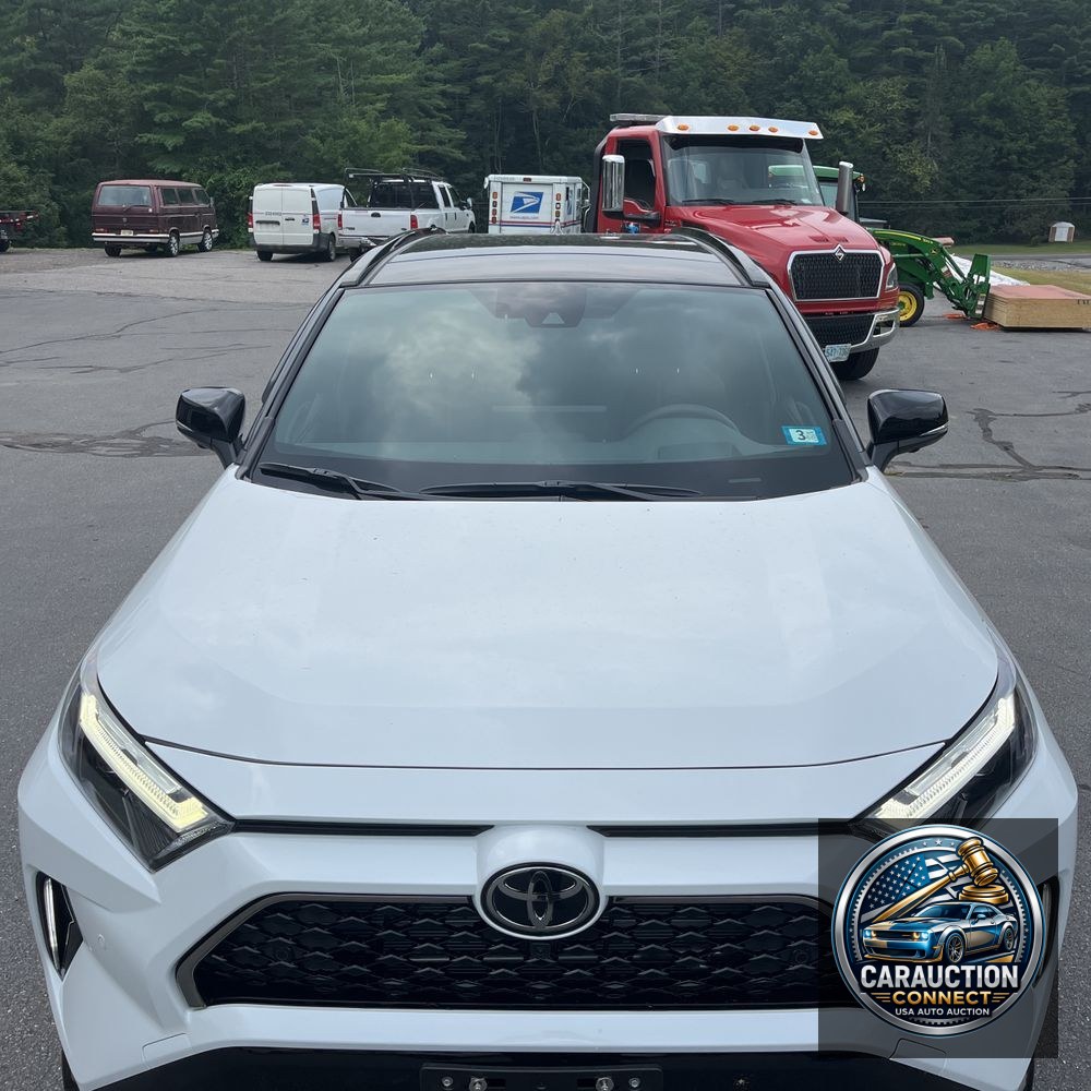 2025 Toyota RAV4 Plug-in Hybrid XSE
