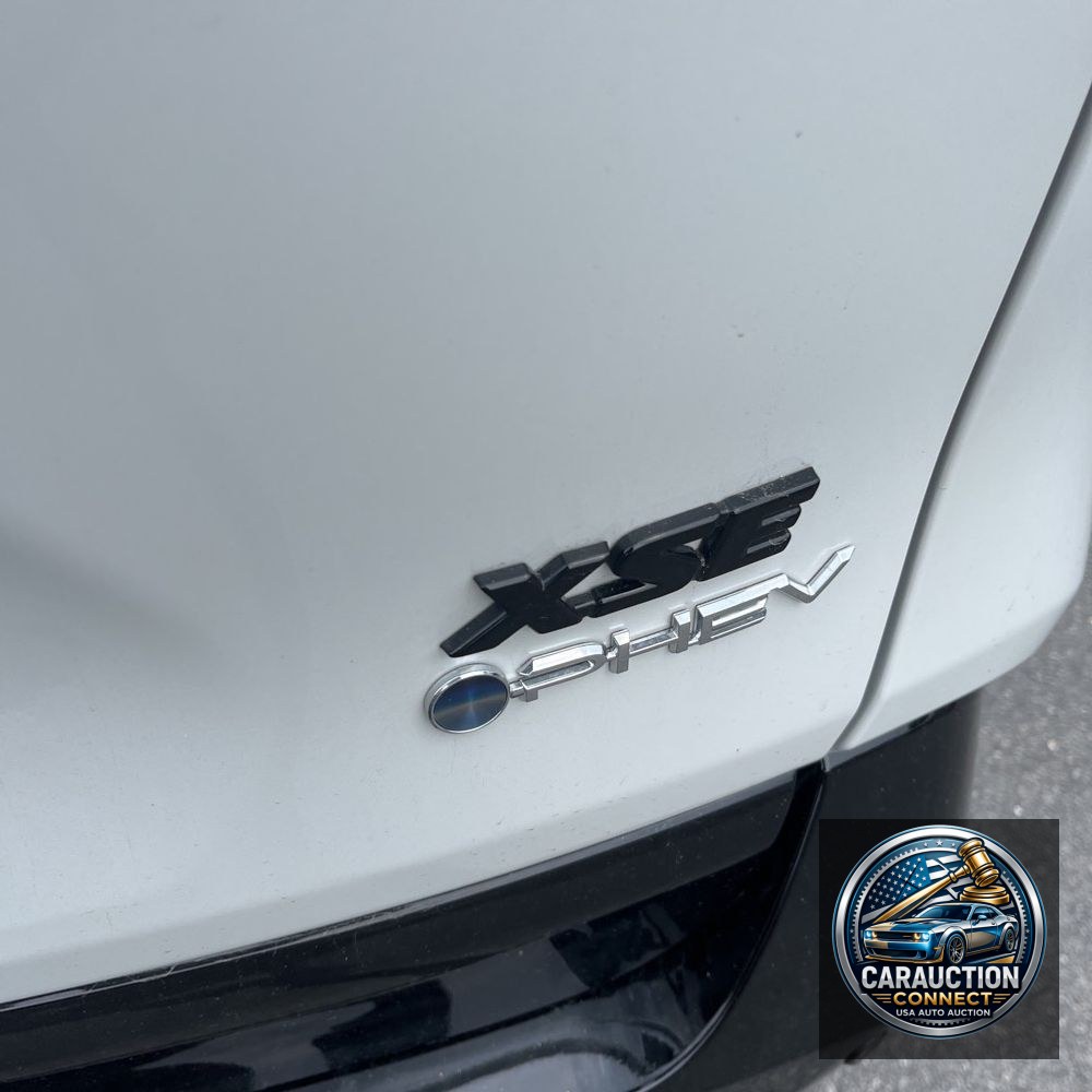 2025 Toyota RAV4 Plug-in Hybrid XSE