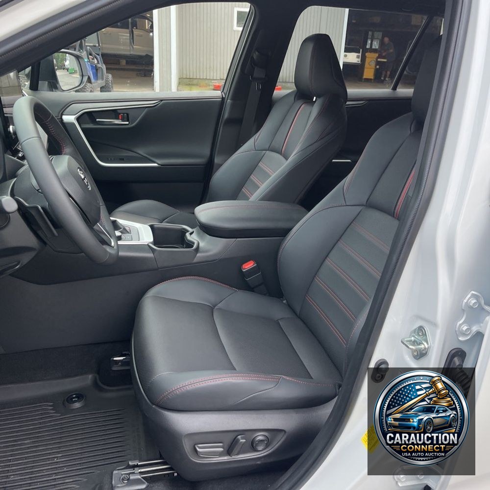 2025 Toyota RAV4 Plug-in Hybrid XSE