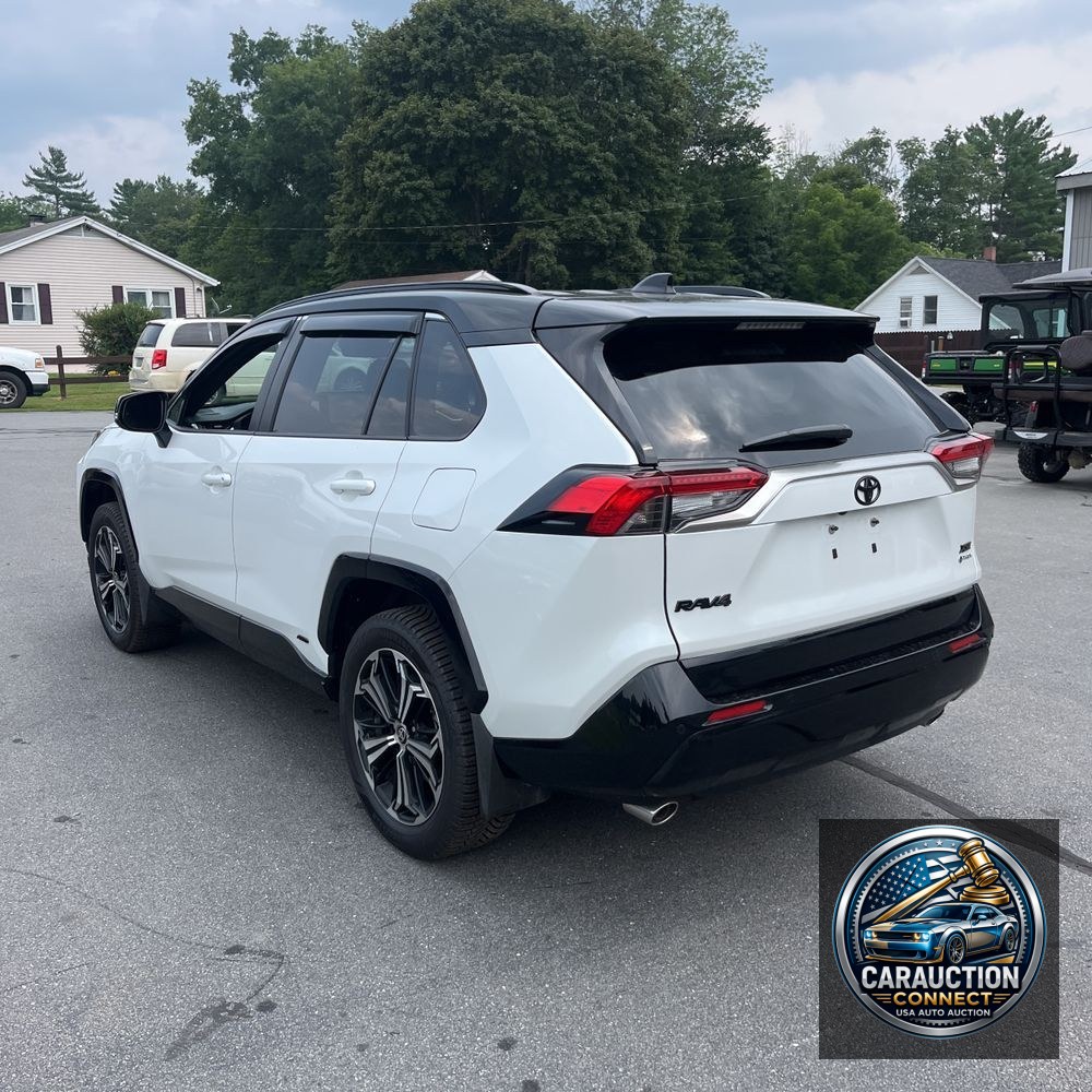 2025 Toyota RAV4 Plug-in Hybrid XSE