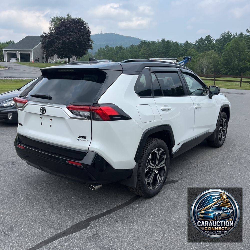2025 Toyota RAV4 Plug-in Hybrid XSE