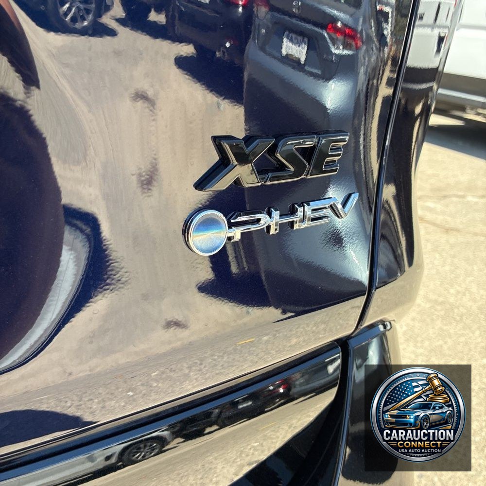 2025 Toyota RAV4 Plug-in Hybrid XSE