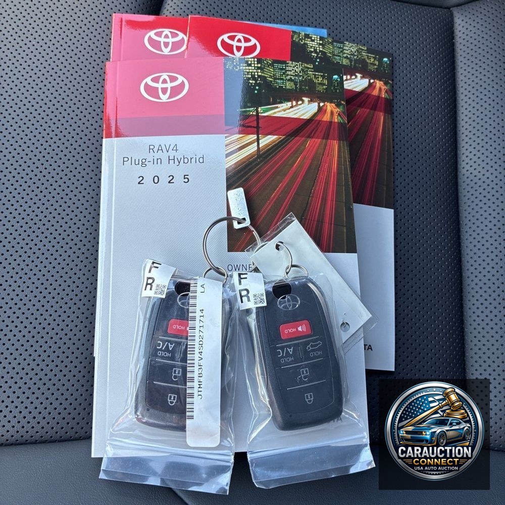 2025 Toyota RAV4 Plug-in Hybrid XSE