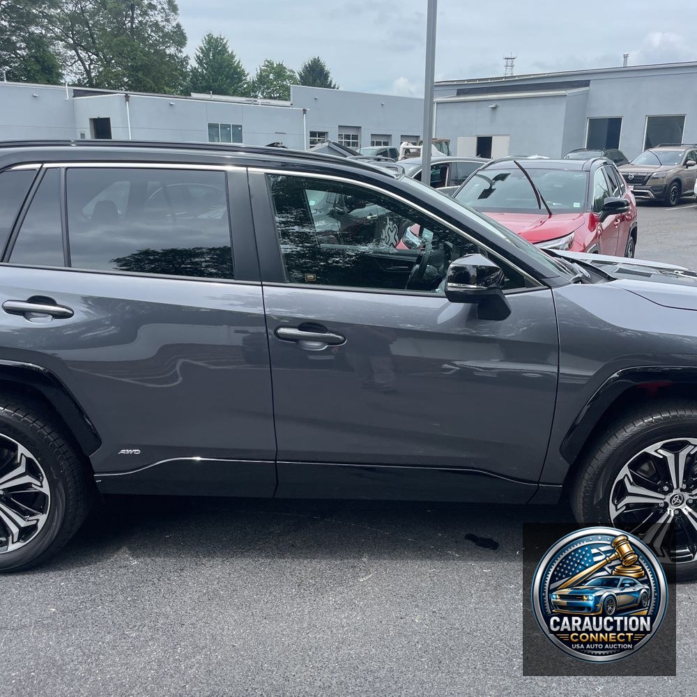 2025 Toyota RAV4 Plug-in Hybrid XSE