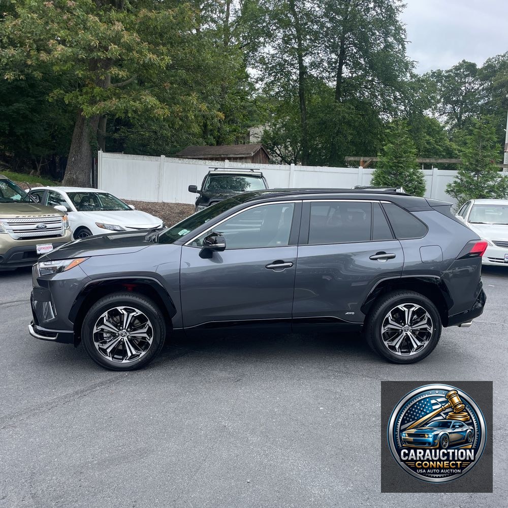 2025 Toyota RAV4 Plug-in Hybrid XSE