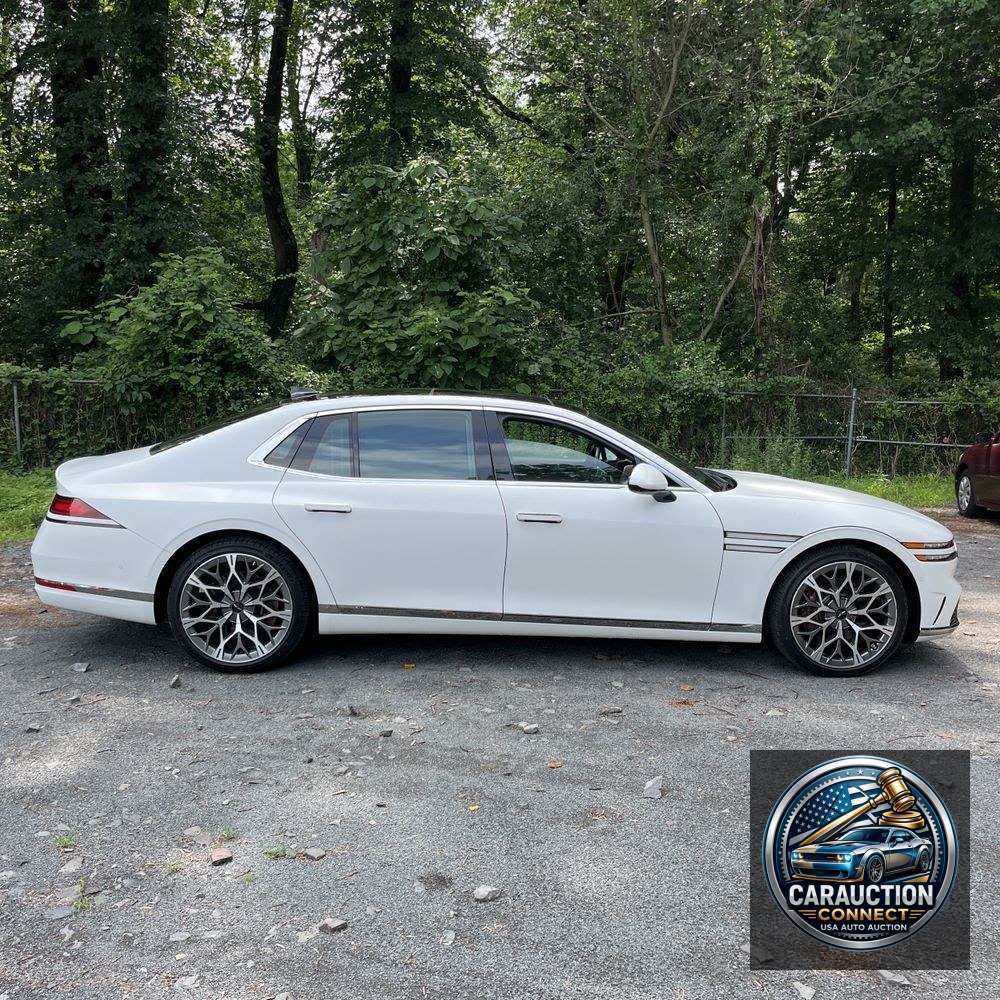 2023 Genesis G90 3.5T e-Supercharger