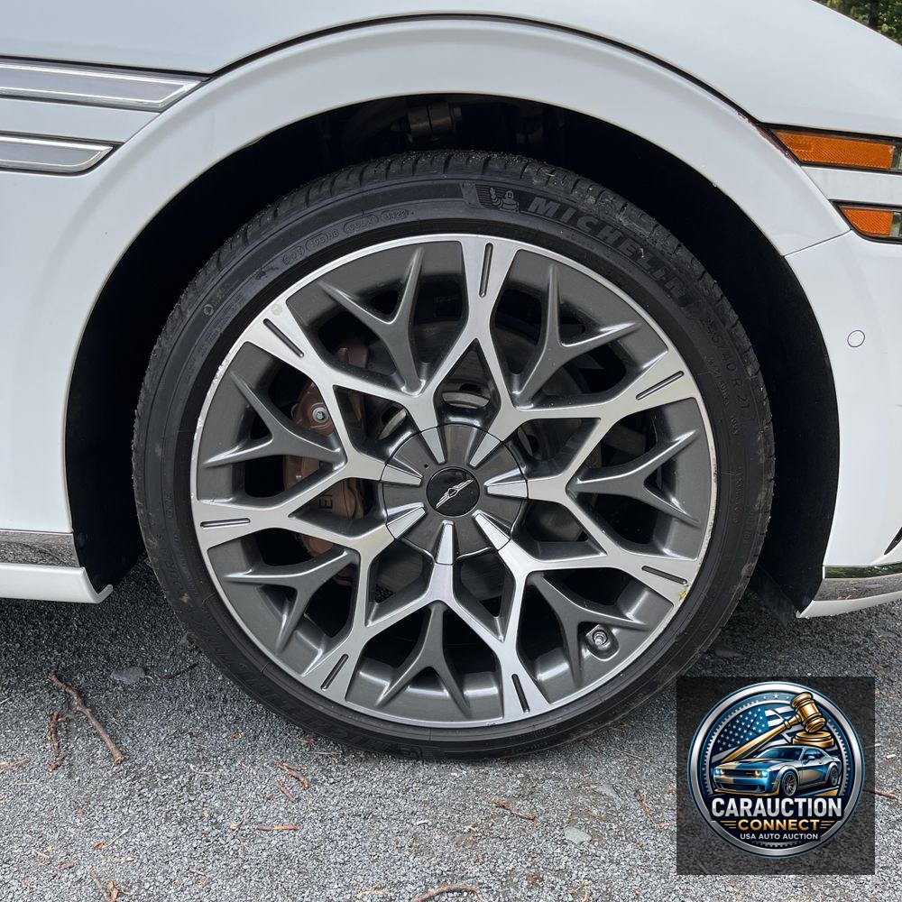 2023 Genesis G90 3.5T e-Supercharger