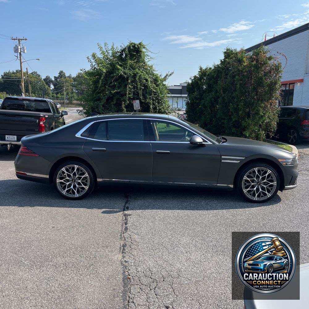 2023 Genesis G90 3.5T e-Supercharger