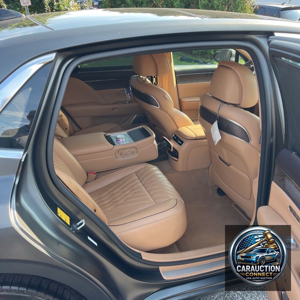 2023 Genesis G90 3.5T e-Supercharger