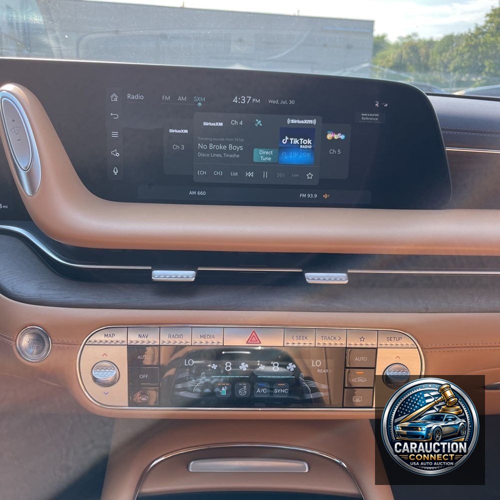 2023 Genesis G90 3.5T e-Supercharger