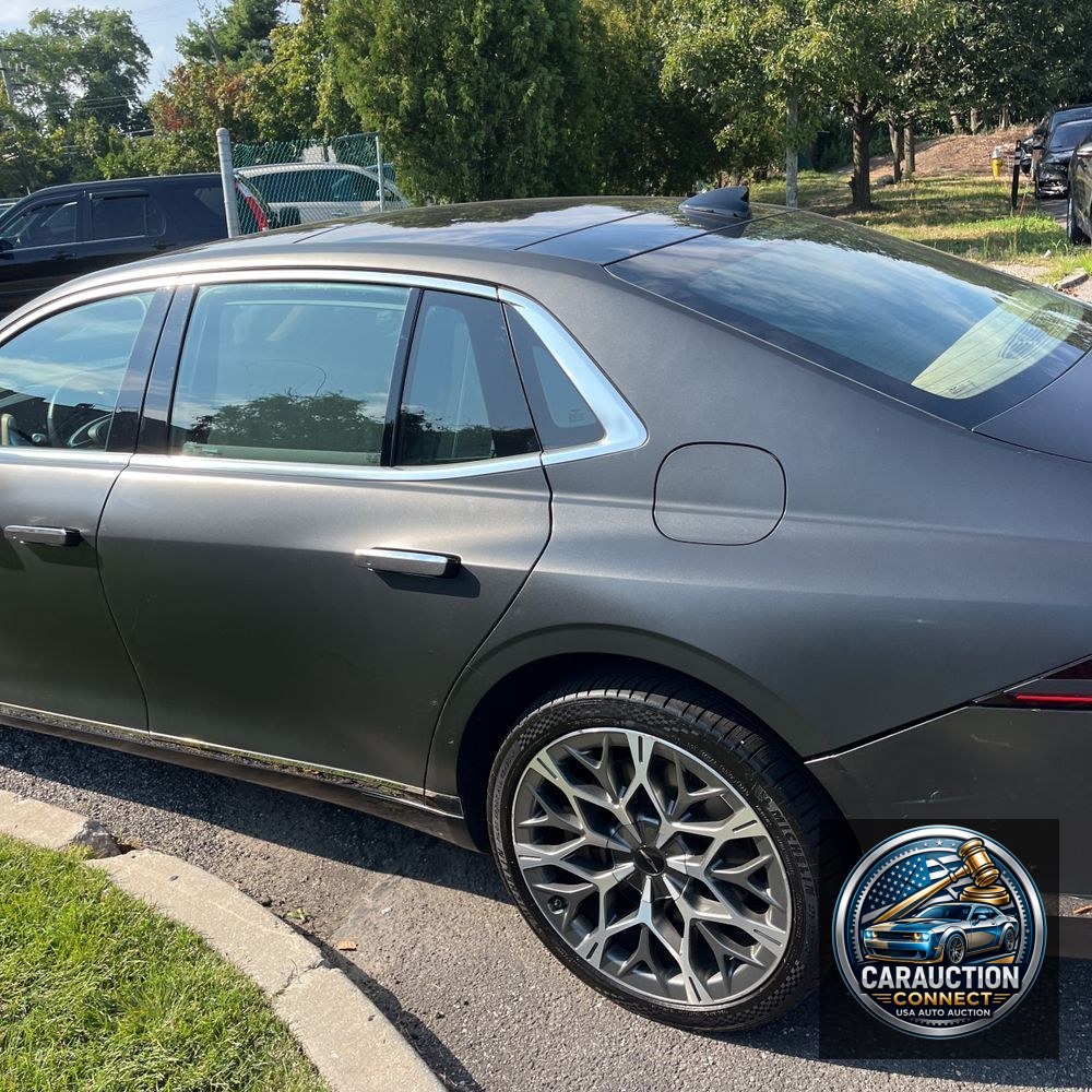 2023 Genesis G90 3.5T e-Supercharger