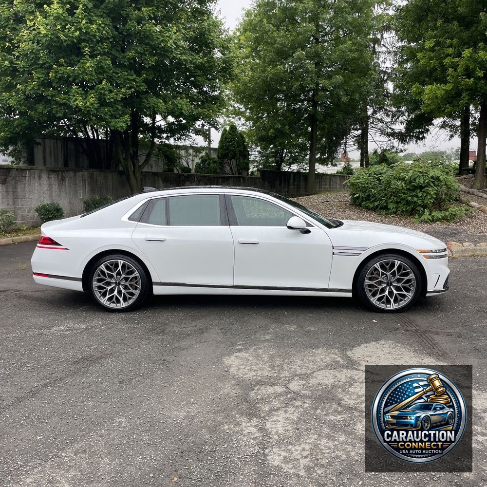 2024 Genesis G90 3.5T e-Supercharger
