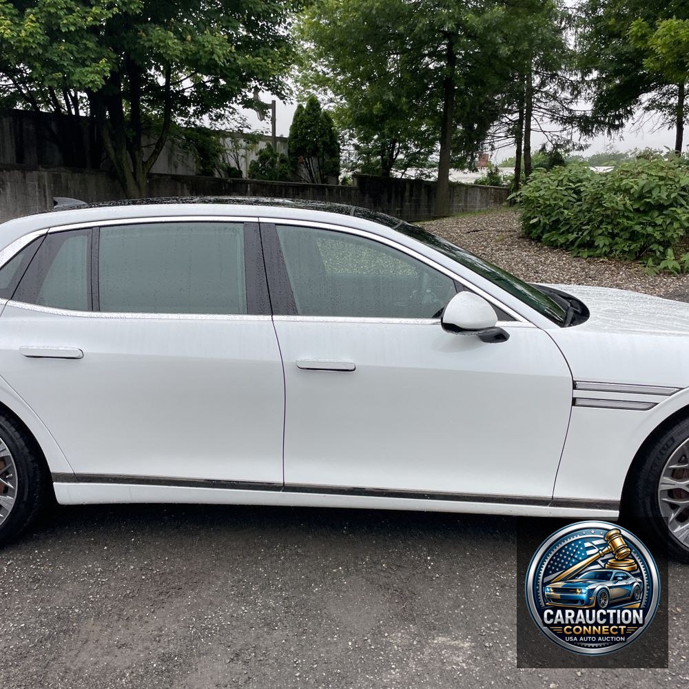2024 Genesis G90 3.5T e-Supercharger