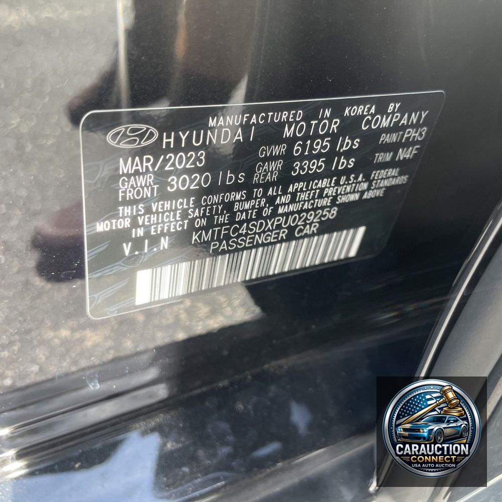 2023 Genesis G90 3.5T e-Supercharger