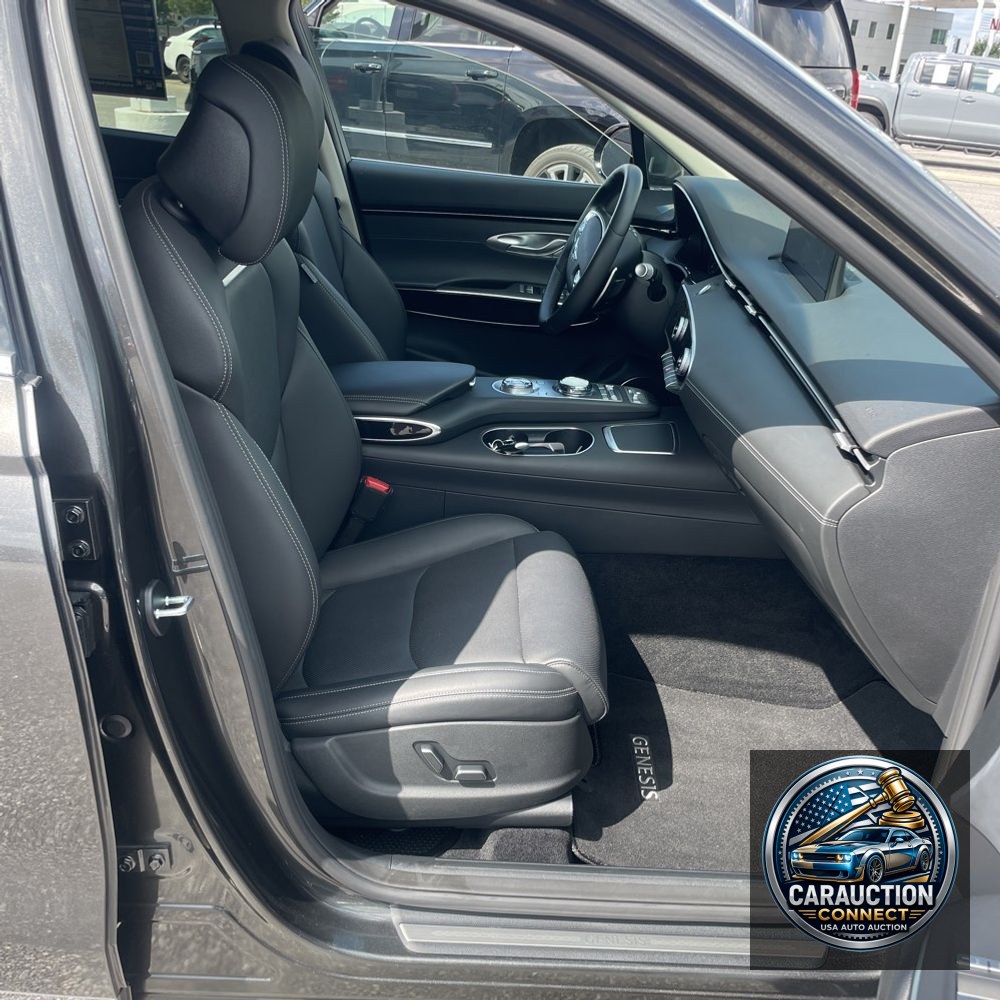 2025 Genesis GV70 2.5T Standard