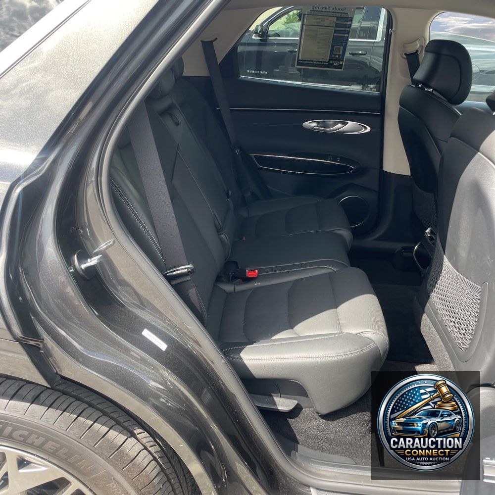 2025 Genesis GV70 2.5T Standard