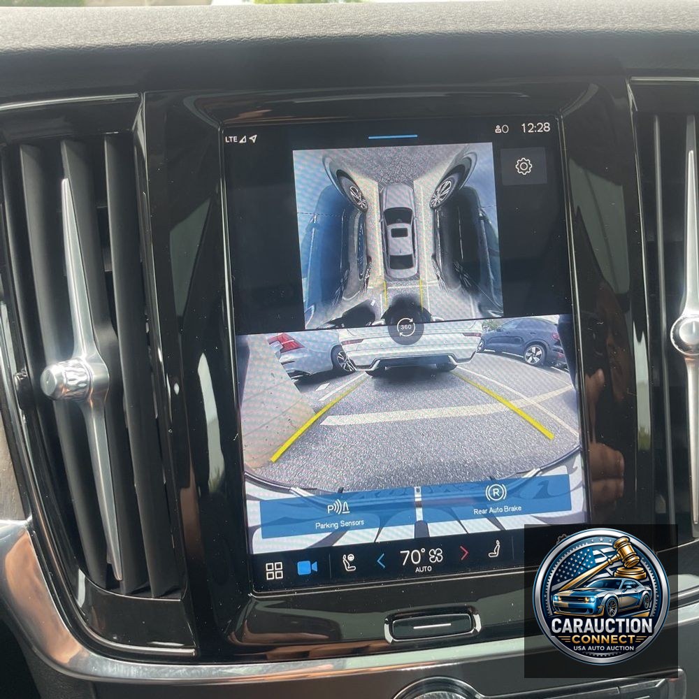 2025 Volvo S90 T8 - Plus PHEV