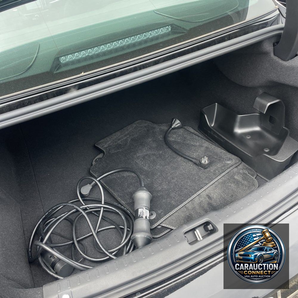 2025 Volvo S90 T8 - Plus PHEV