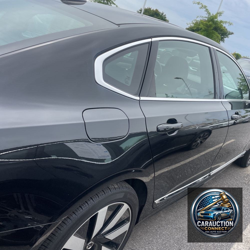 2025 Volvo S90 T8 - Plus PHEV