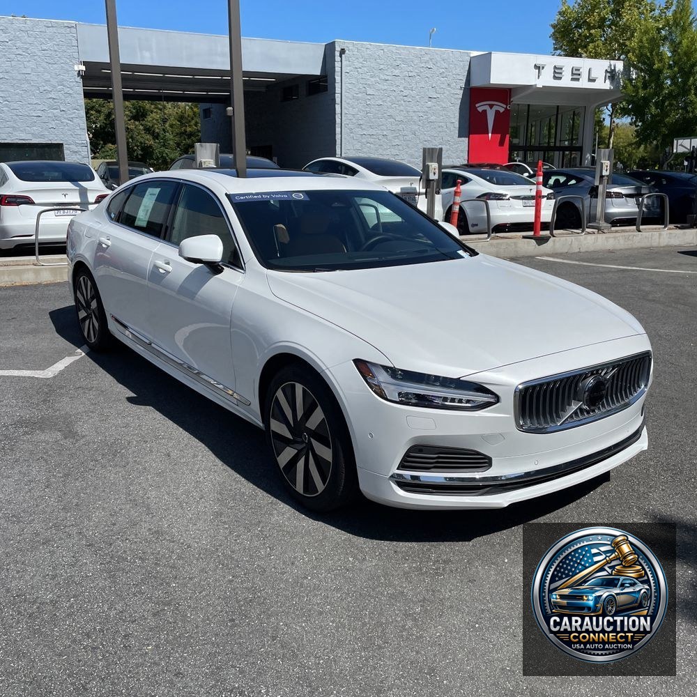 2024 Volvo S90 T8 - Ultimate PHEV